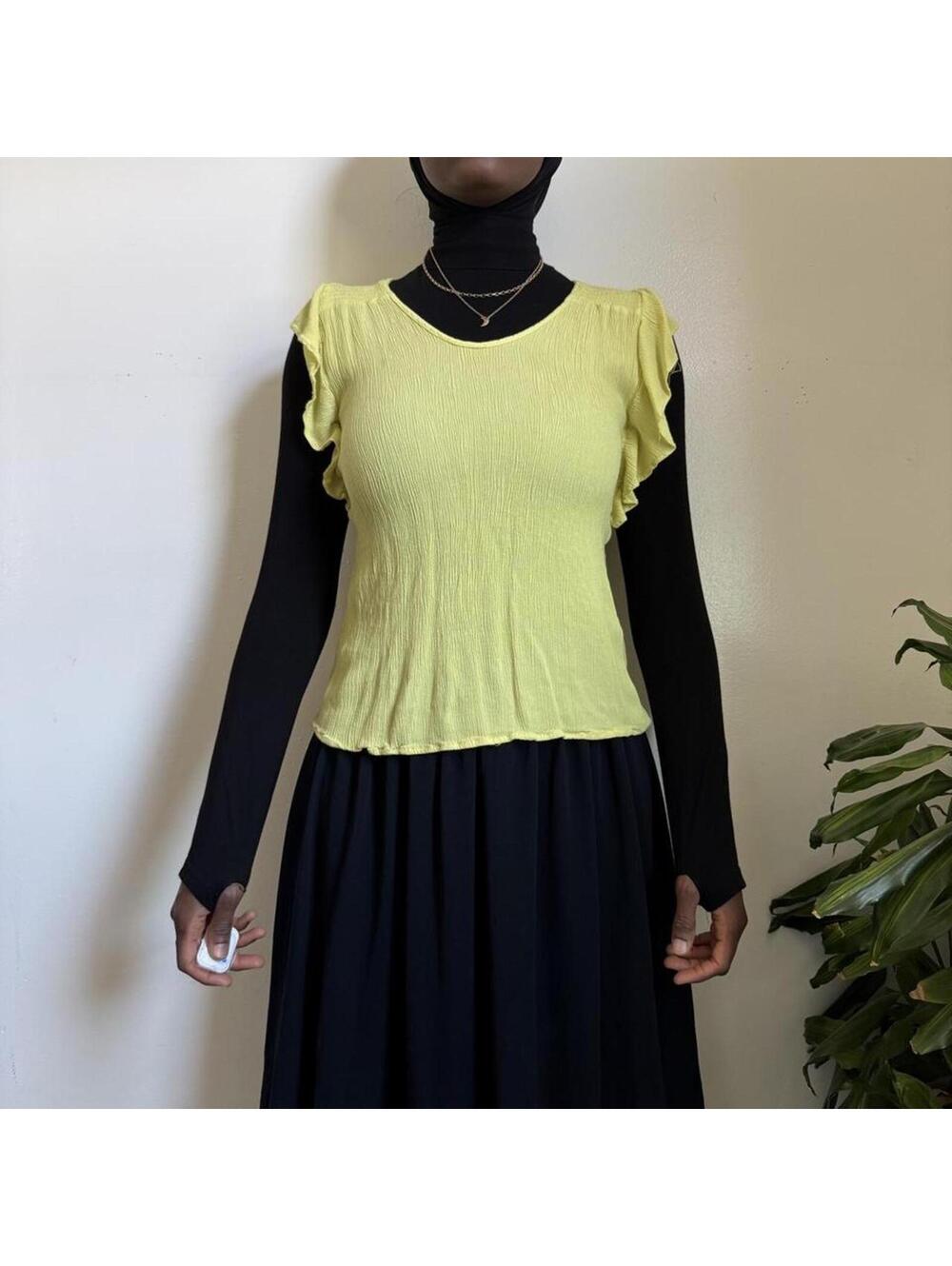 Lime Green Crinkle Rayon Ruffle Blouse size 1X fits like M-L